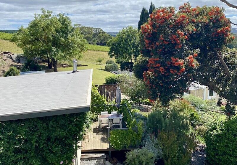 Karawatha Cottages B&b