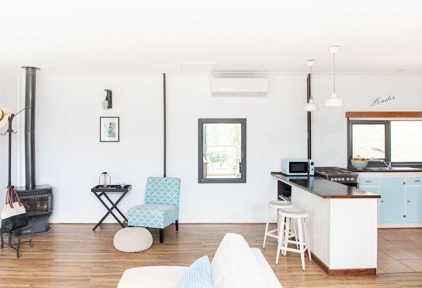 Karawatha Cottages B&b