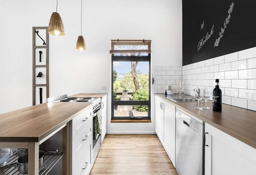 Karawatha Cottages B&b