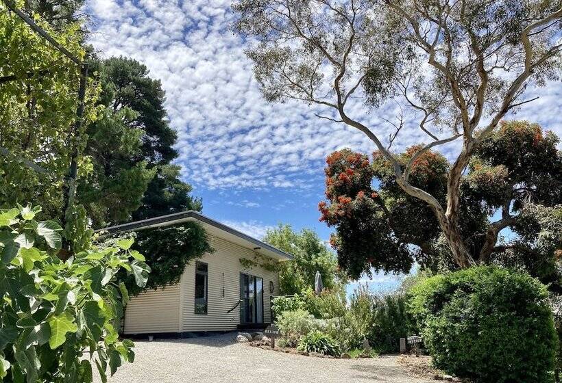 Karawatha Cottages B&b