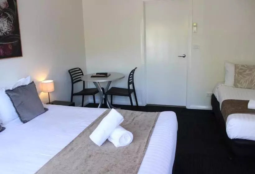 Motelli Alpine Hotel Bright