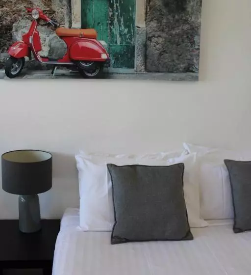 Motelli Alpine Hotel Bright