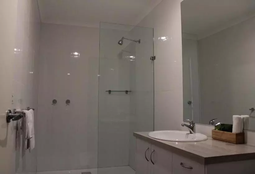 Motelli Alpine Hotel Bright