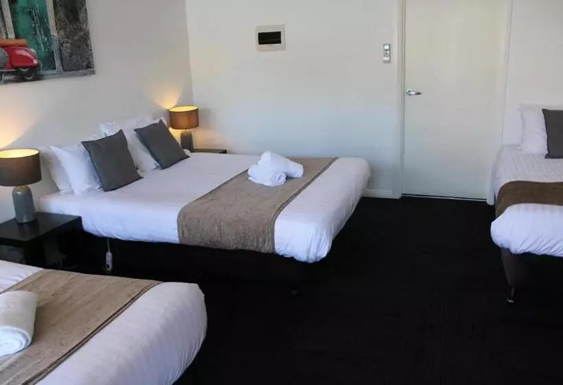 Motelli Alpine Hotel Bright