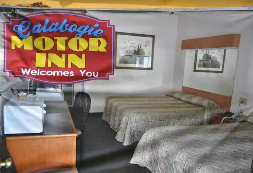 مُتل Calabogie Motor Inn
