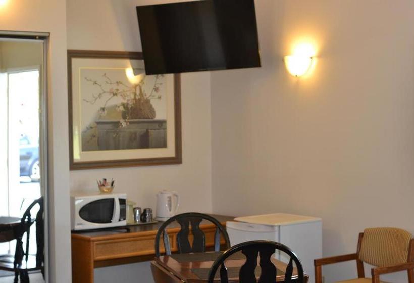 فندق على الطريق Calabogie Motor Inn