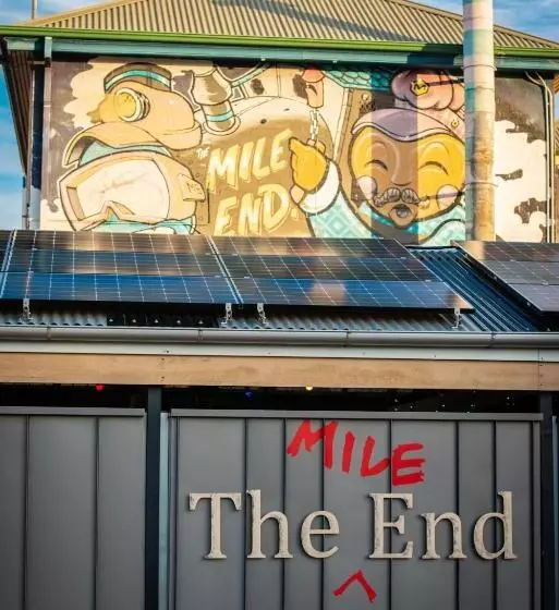 モーテル The Mile End