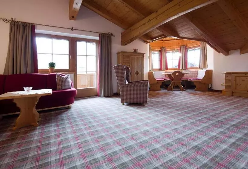 Majatalo Gästehaus Brantlhof Zimmer Und Ferienwohnungen In Going Am Wilden Kaiser