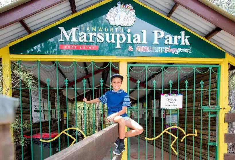 ペンション Paradise Tourist Park