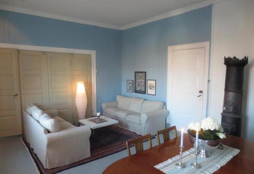 호스텔 The Old Jailhouse Mandal