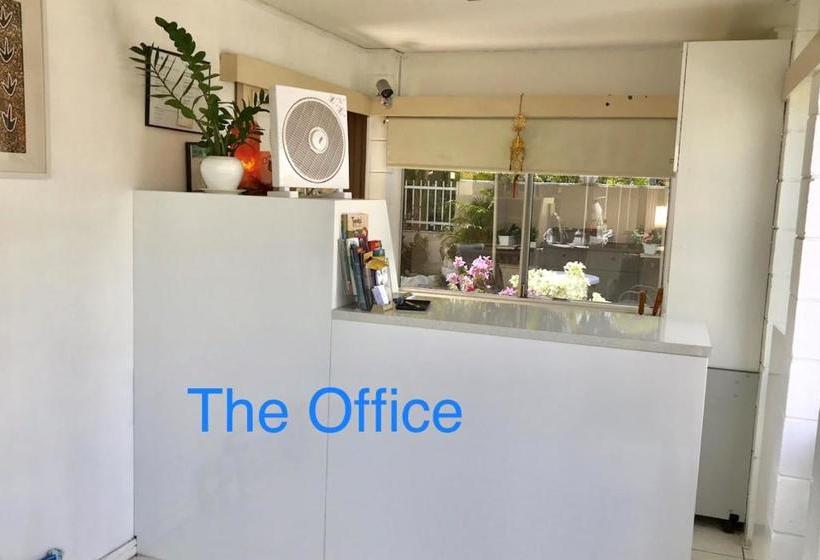 فندق على الطريق Cairns Motor Inn