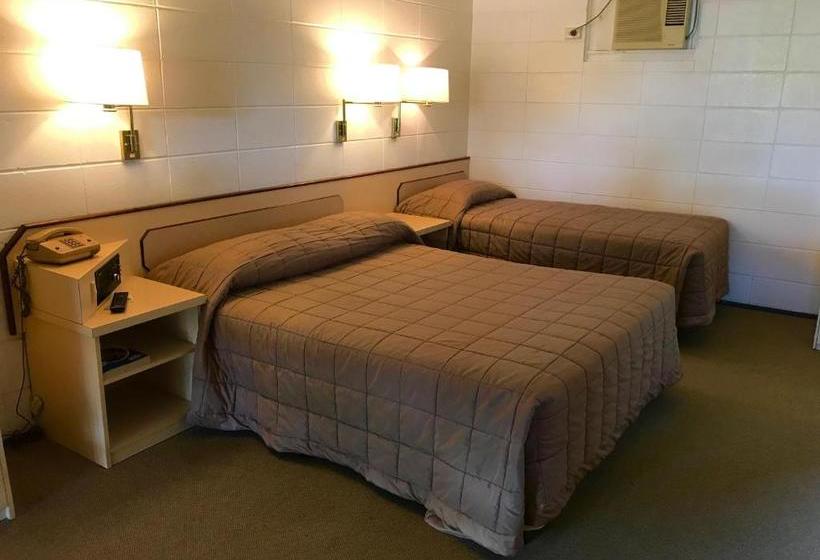 فندق على الطريق Cairns Motor Inn