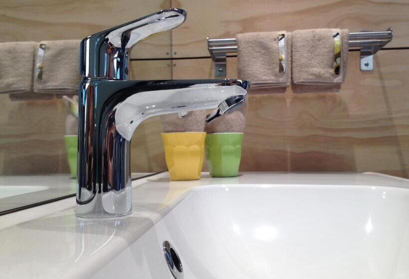 Пансион Bed + Bauhaus