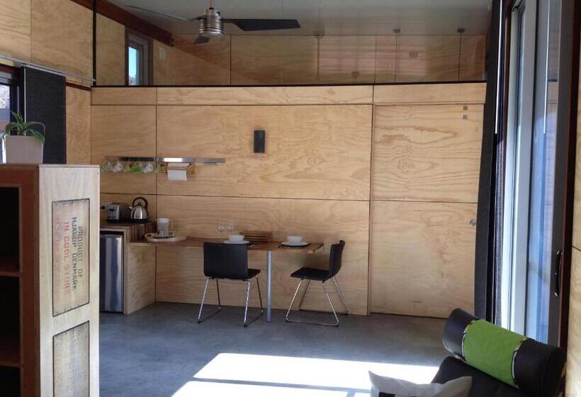 Пансион Bed + Bauhaus