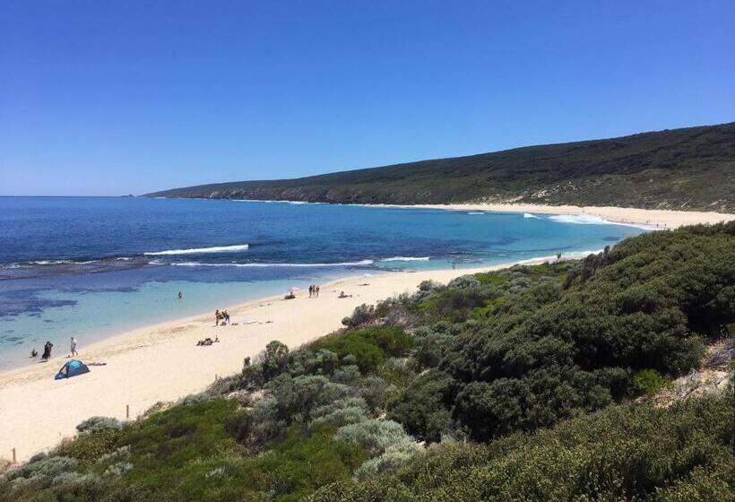 Пансион Bed + Bauhaus