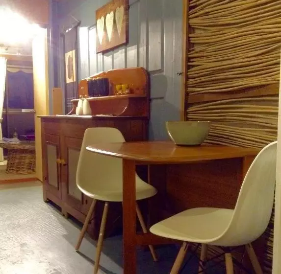 Pensió Butterfly Studio