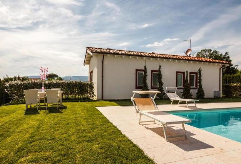 پانسیون Podere Villa Olmo