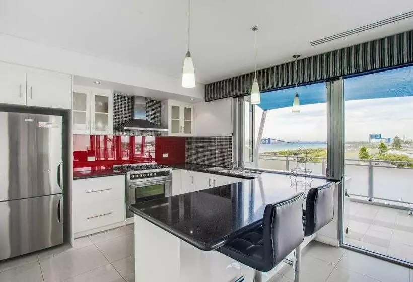 Spinnakers By Rockingham Apartments