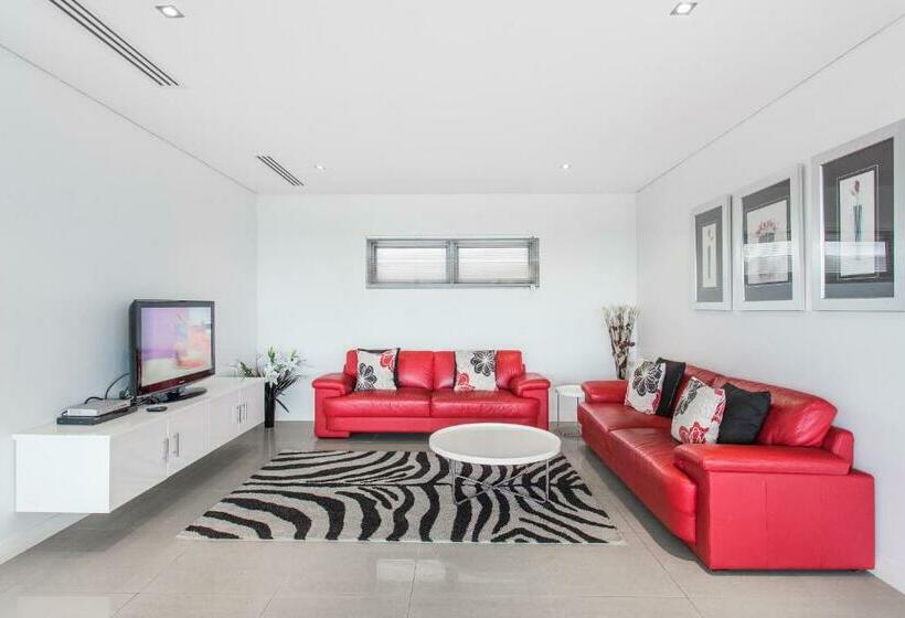 Spinnakers By Rockingham Apartments