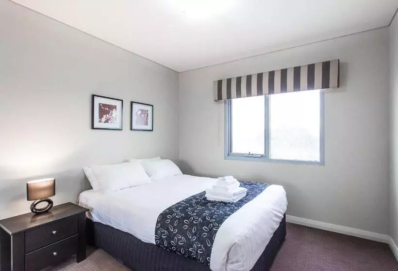 Spinnakers By Rockingham Apartments