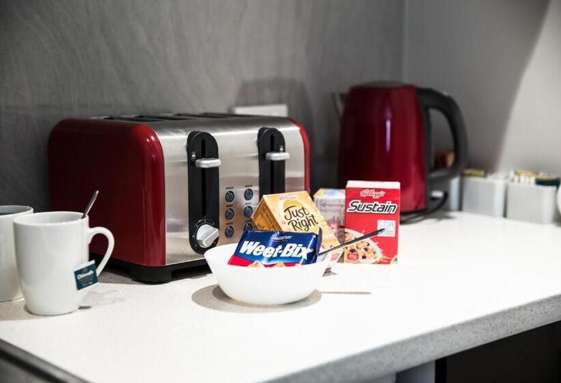 Tall Trees Motel Mountain Retreat