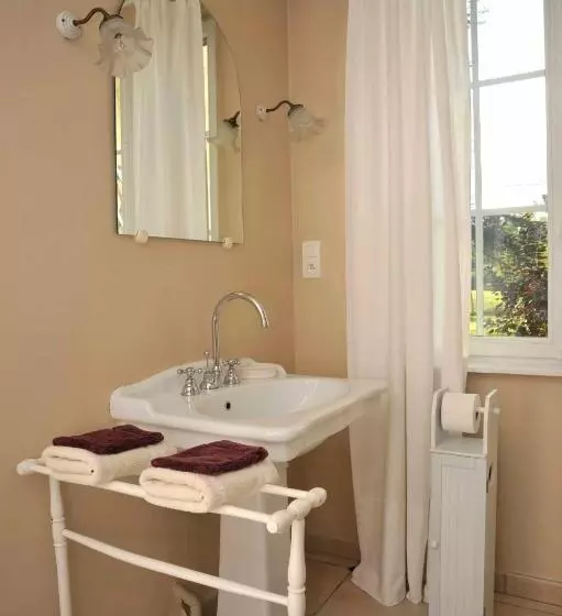 Aamiaismajoitus (B&B) Chambres Et Tables D'hôtes Le Voriou