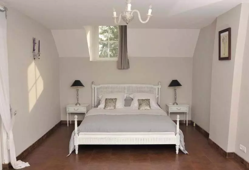 Aamiaismajoitus (B&B) Chambres Et Tables D'hôtes Le Voriou