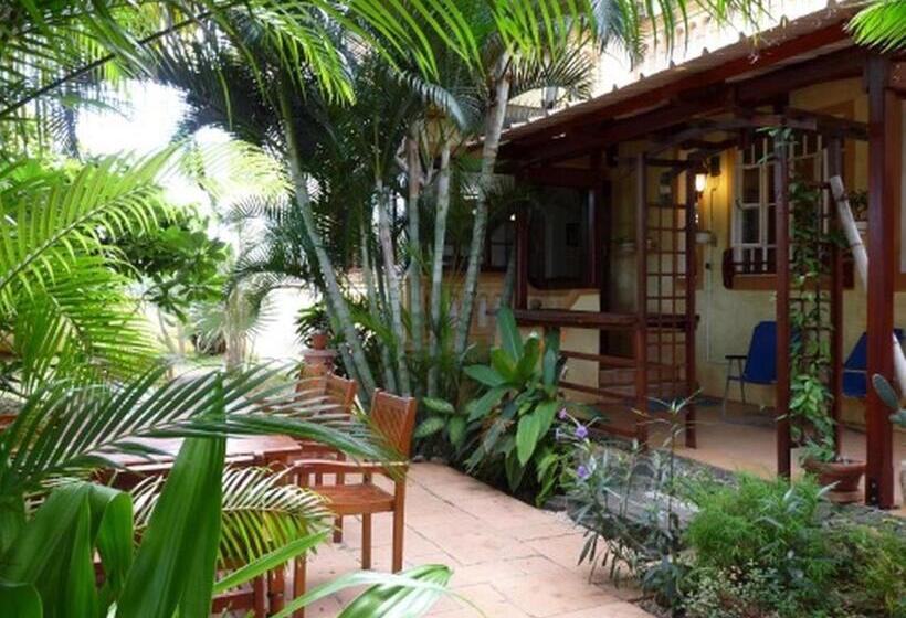 住宿加早餐  La Reine Creole