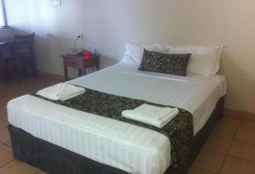 Black Nugget Hotel Motel