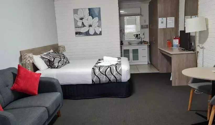 Cameo Inn Motel