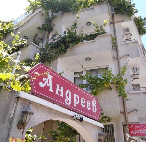 Family Hotel Andreev