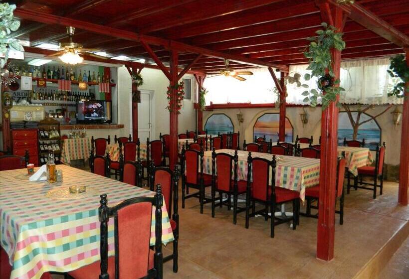 Family Hotel Andreev