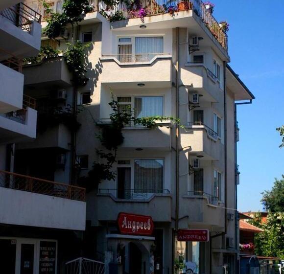 Family Hotel Andreev