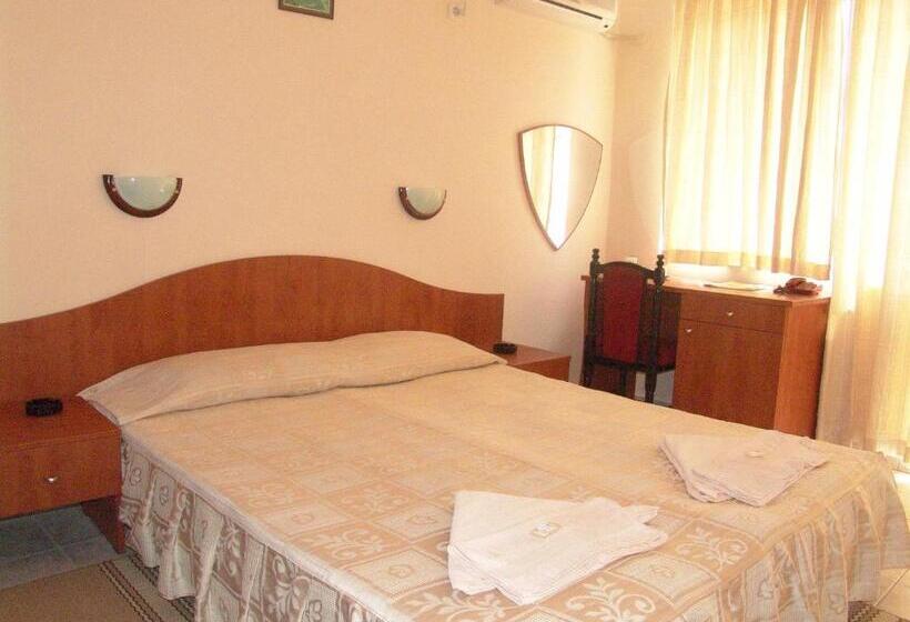 Family Hotel Andreev