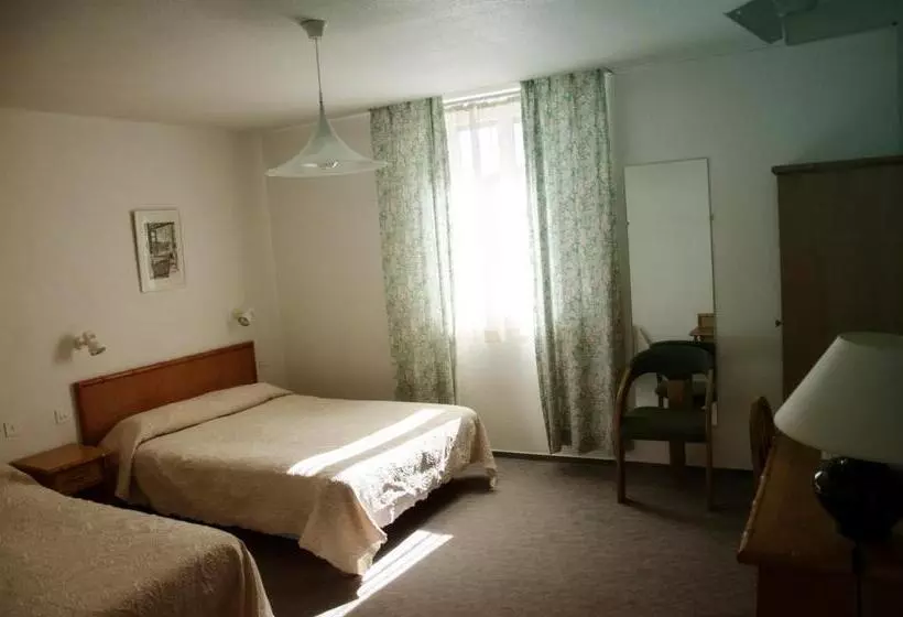 ホテル Les Portes Du Cantal