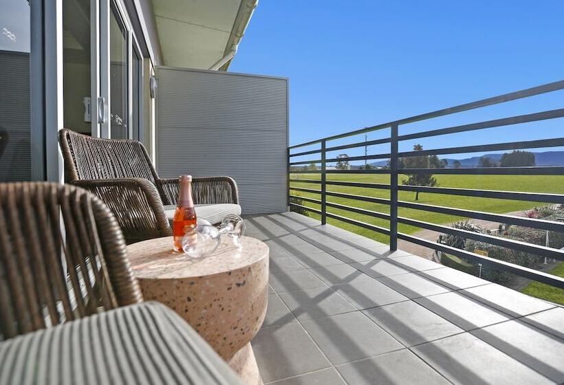 فندق Springs Shoalhaven Nowra