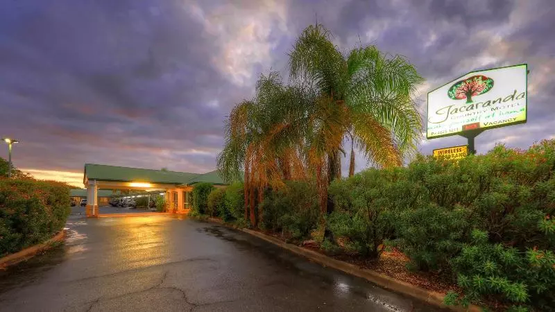 Jacaranda Country Motel
