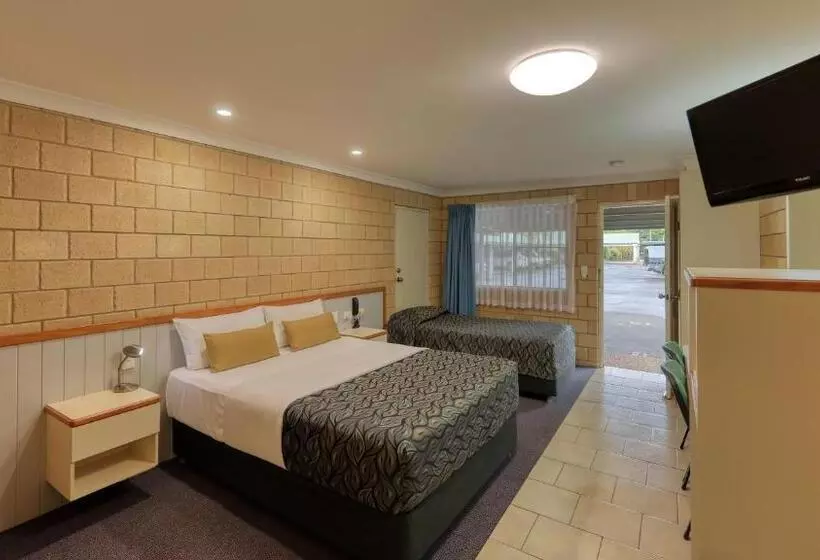 Jacaranda Country Motel