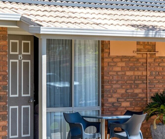 汽车旅馆 Tea House Motor Inn