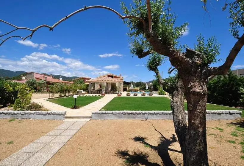 ペンション Affittacamere B&b La Villa Dei Graniti