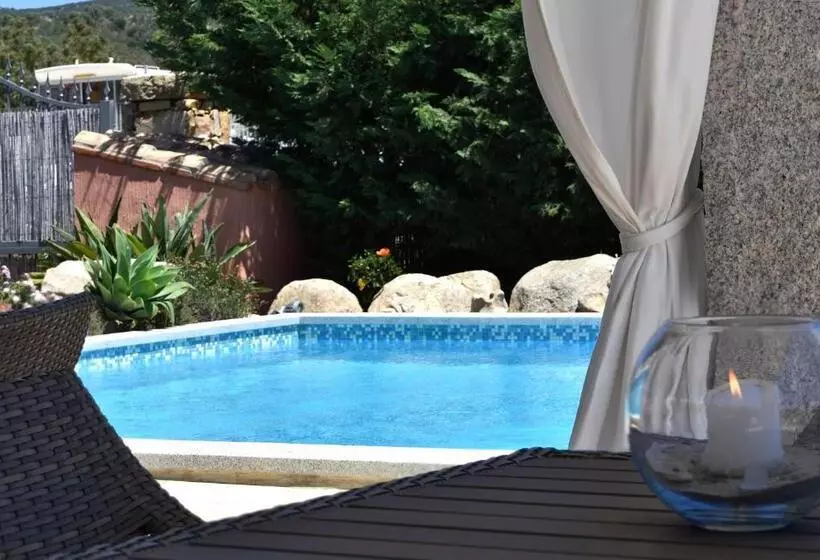 ペンション Affittacamere B&b La Villa Dei Graniti