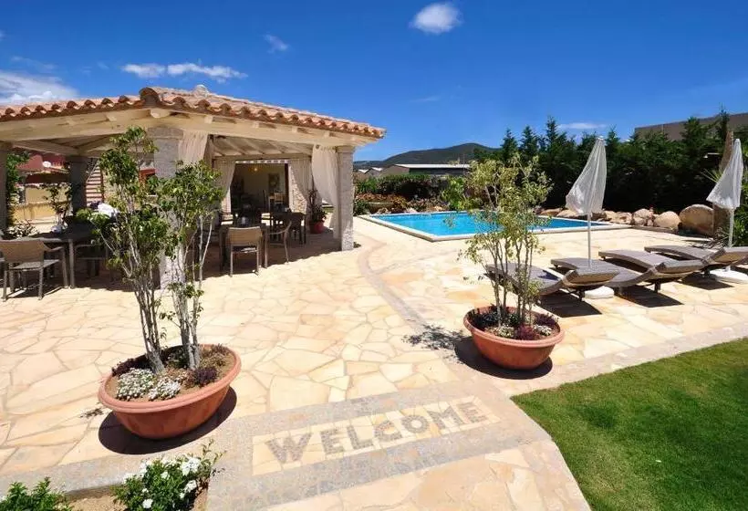 ペンション Affittacamere B&b La Villa Dei Graniti