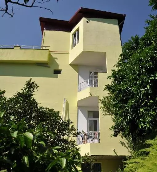 پانسیون Akhmed Guest House