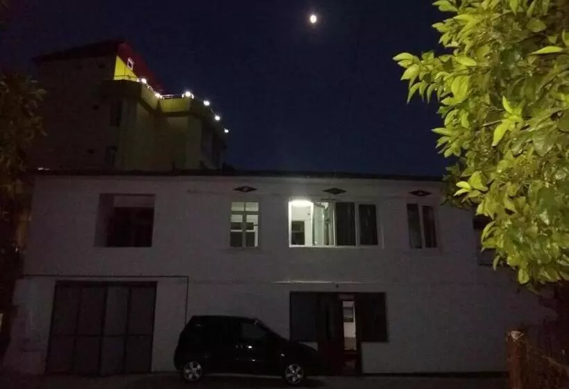 پانسیون Akhmed Guest House