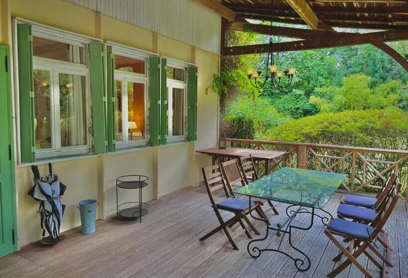 פנסיון Château De Villars