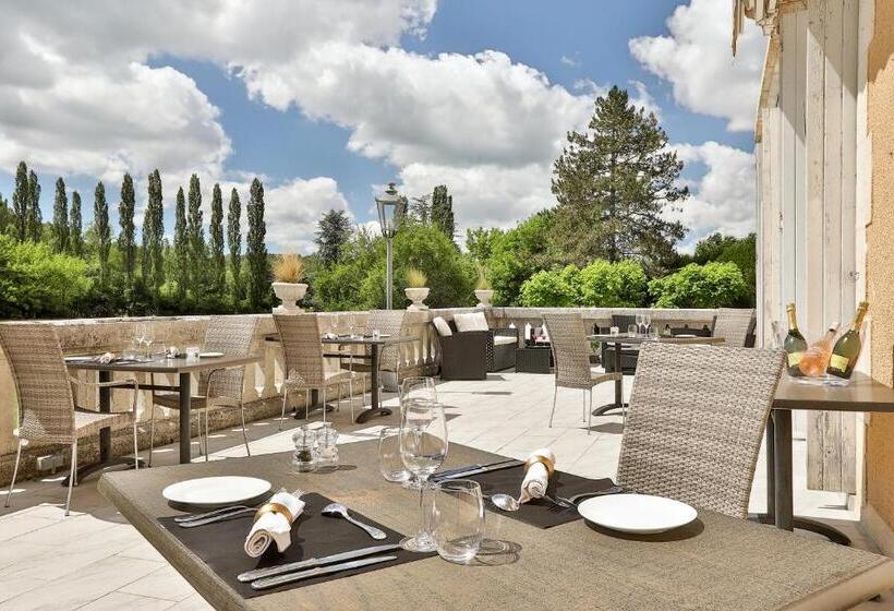 פנסיון Château De Villars