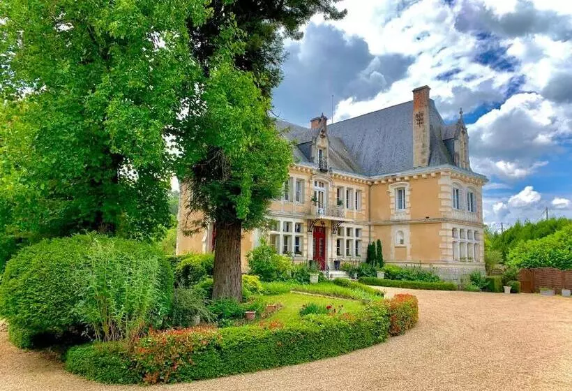 ペンション Château De Villars