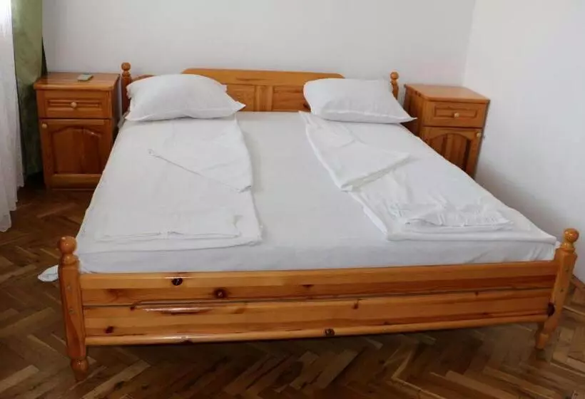 پانسیون Guest House Kostadinovi