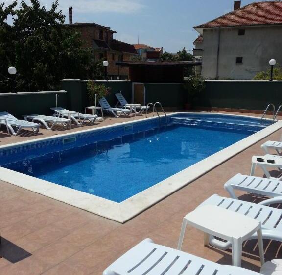 پانسیون Guest House Kostadinovi