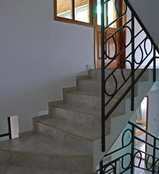 پانسیون Guest House Kostadinovi